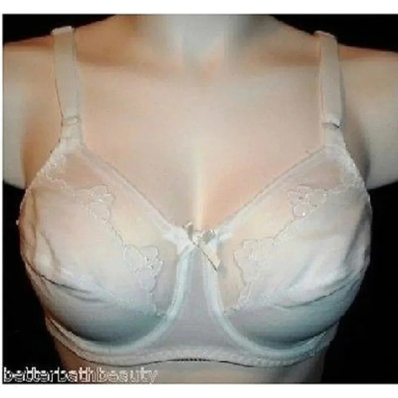 38B Bali 180 0180 Flower Underwire Bra White NEW WITH TAGS - Picture 4 of 5